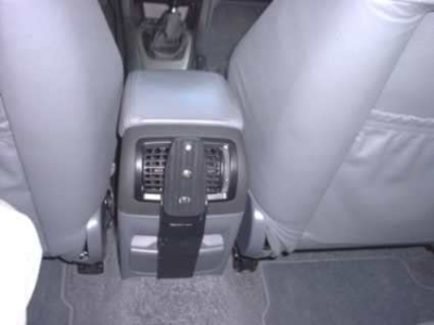 Bildskärmsfäste - Saab 9-3